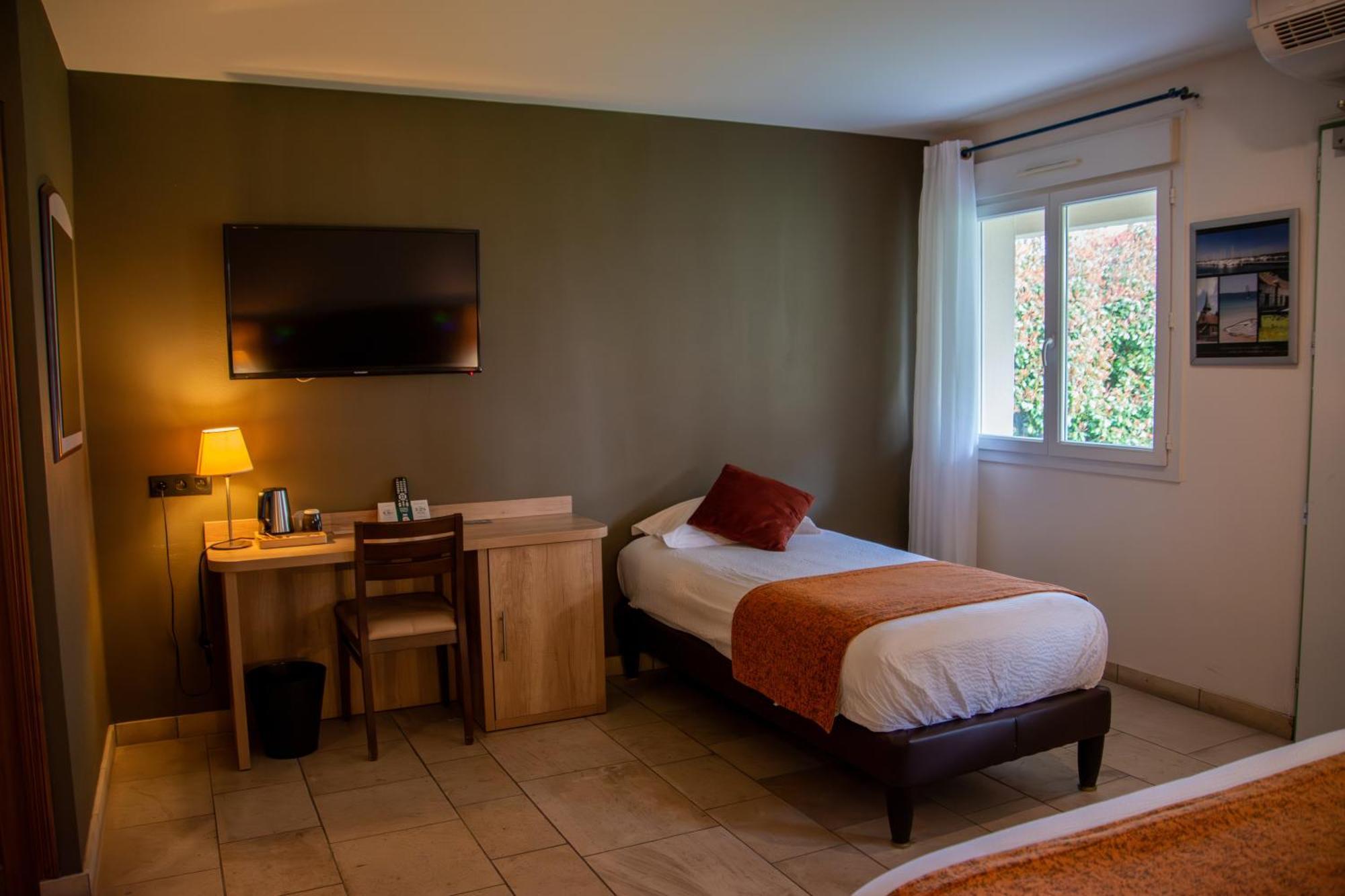 Logis Des Sources Hotel Créney-près-Troyes Kültér fotó