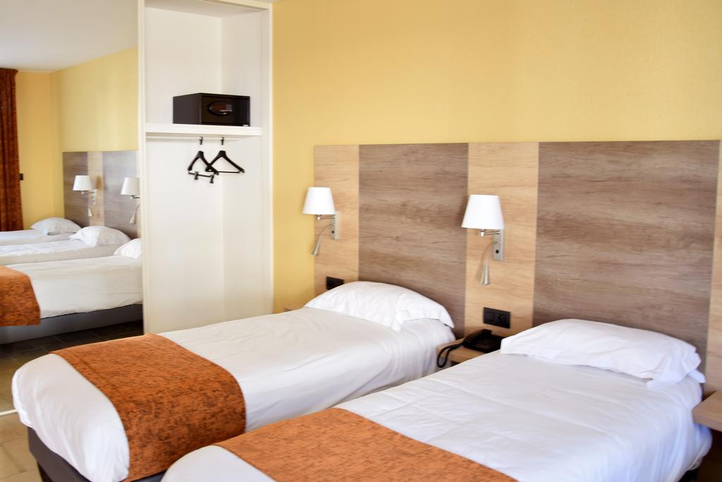 Logis Des Sources Hotel Créney-près-Troyes Kültér fotó