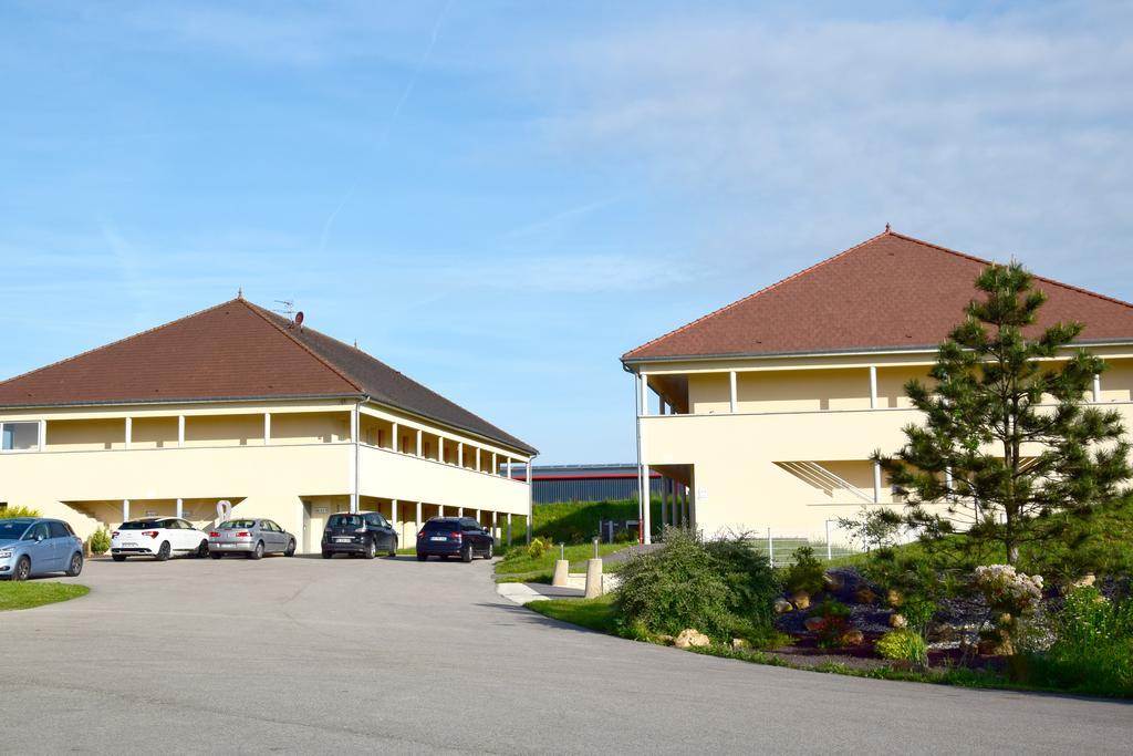 Logis Des Sources Hotel Créney-près-Troyes Kültér fotó