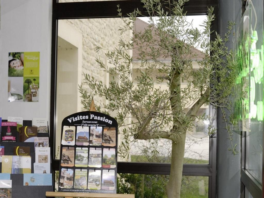 Logis Des Sources Hotel Créney-près-Troyes Kültér fotó
